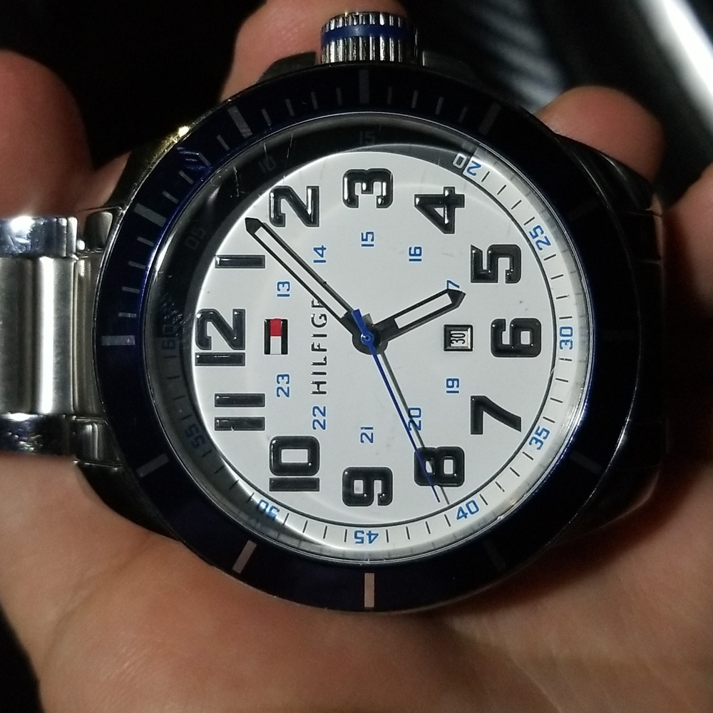 Tommy watch silver